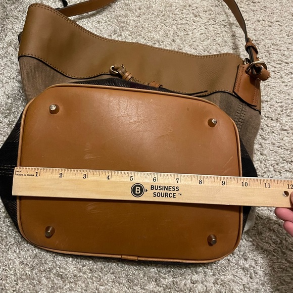 Authentic Burberry hobo bag - Picture 4 of 12